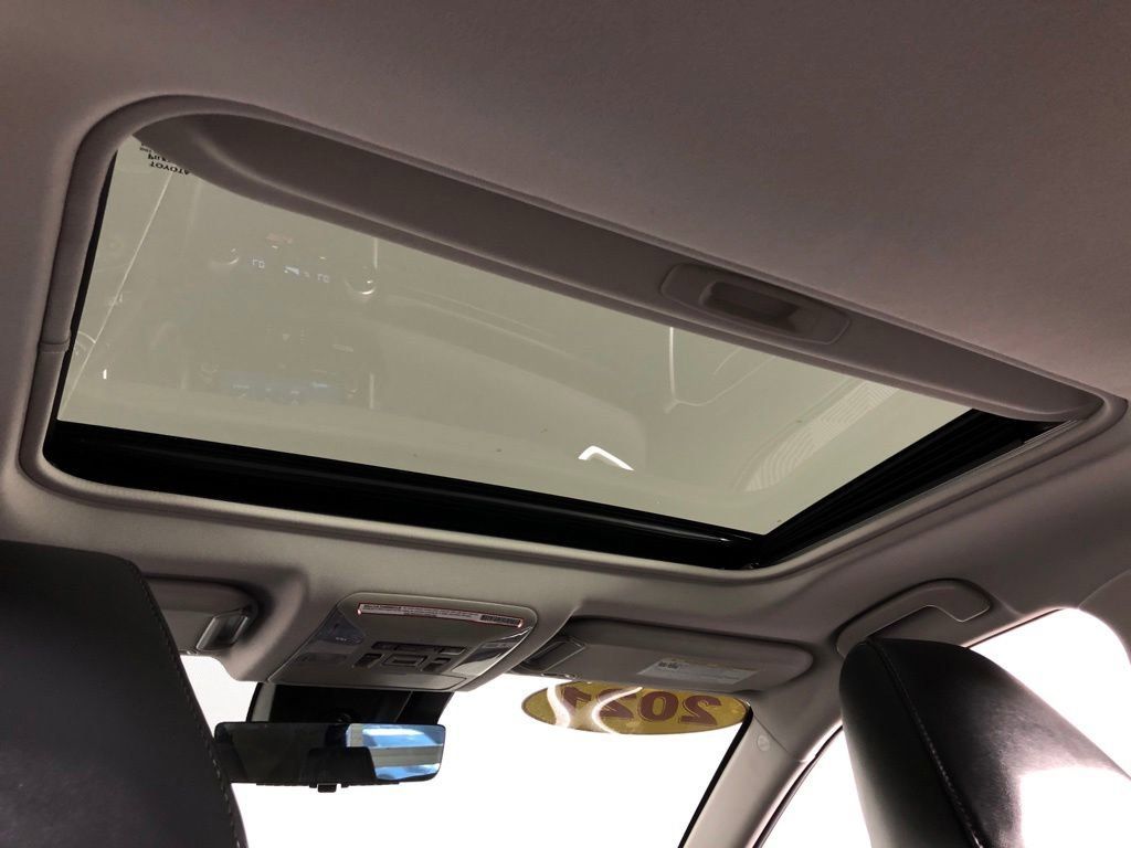 2021 Toyota RAV4 Limited 26