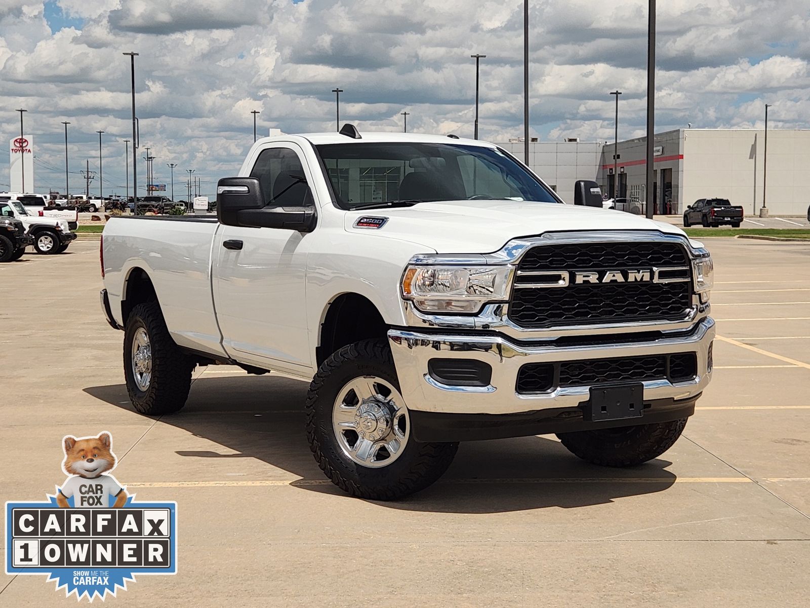 Bright White Clearcoat 2024 RAM 2500 Pickup Truck Four-Wheel Drive 8-Speed Automatic