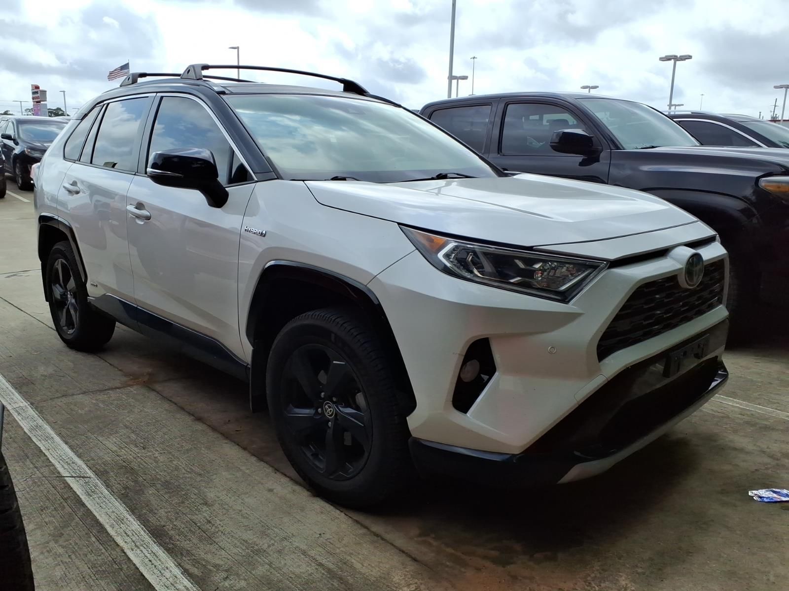 2021 Toyota RAV4 Hybrid XSE White at North Houston Mitsubishi
