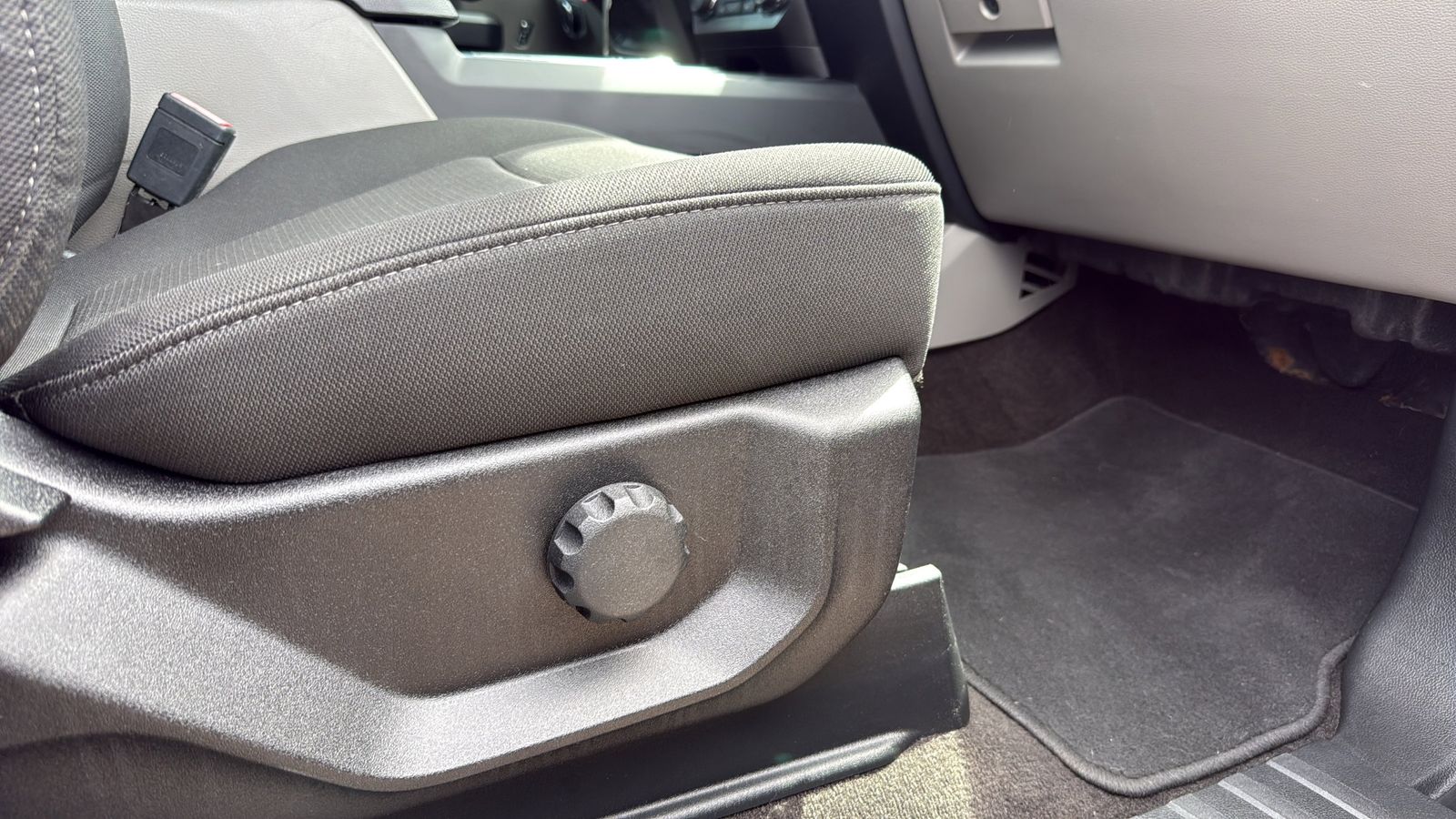 Used Car 2019 Ford F-150  Xl For Sale Under $25,000 In Austin, Texas