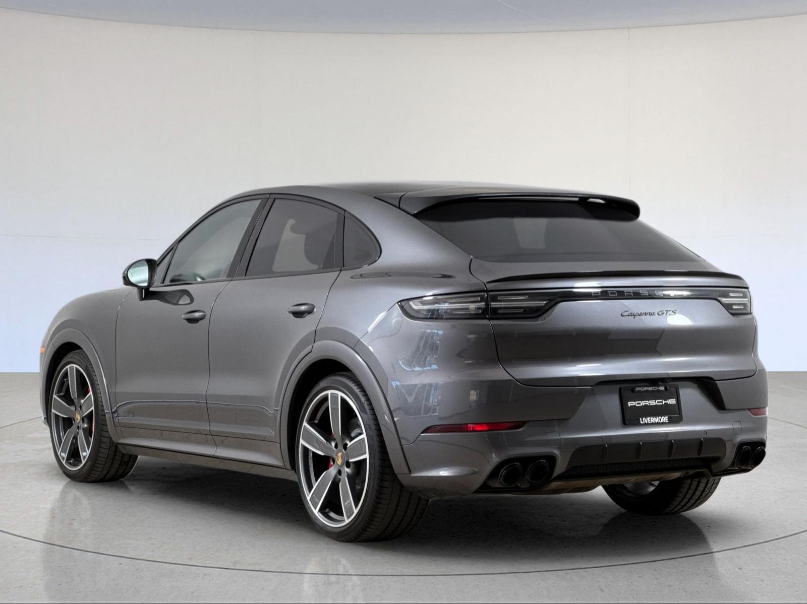 2021 Porsche Cayenne Coupe GTS — full photo 3 of 30