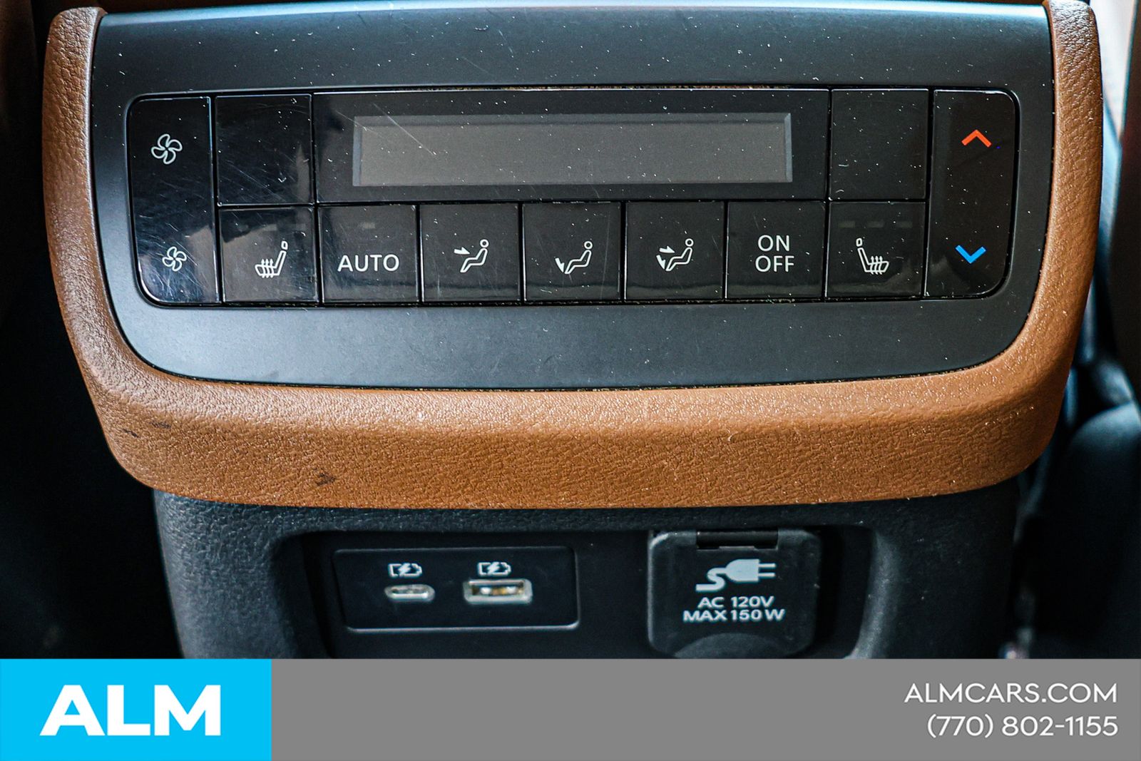 Used 2023 Beige Nissan Platinum image 45