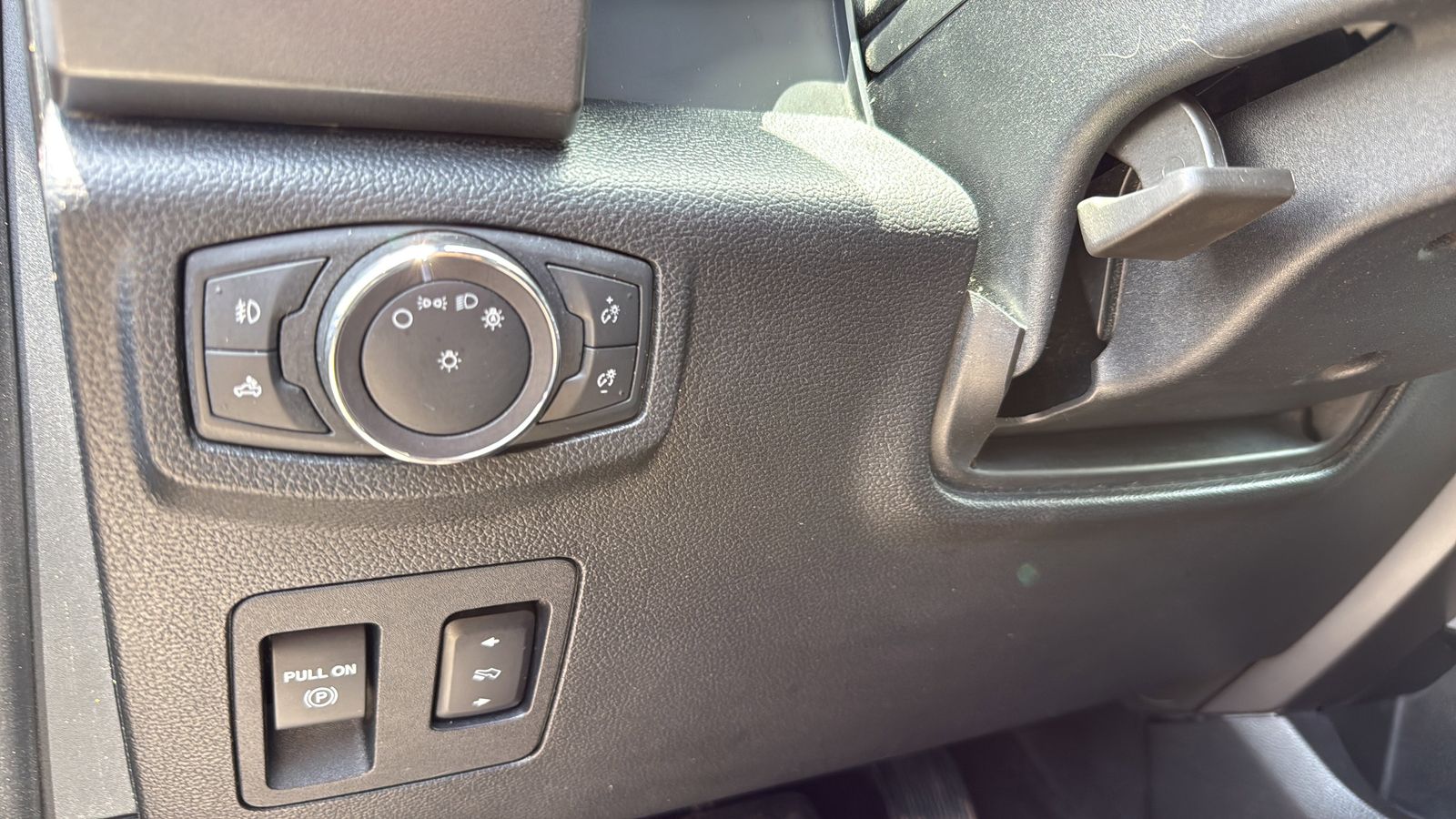 Used Car 2018 Ford F-150  Xlt For Sale Under $25,000 In Austin, Texas