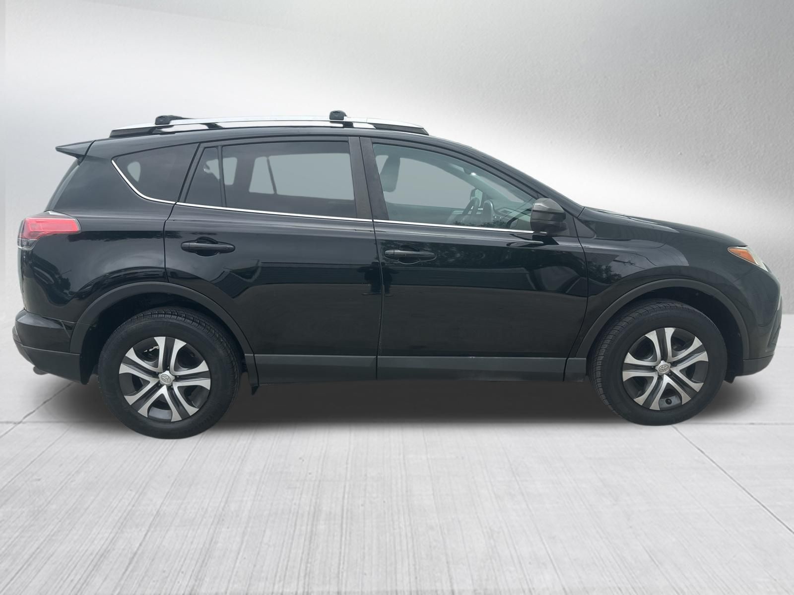 Used Car 2017 Toyota Rav4  Le For Sale Under $20,000 In Austin, Texas