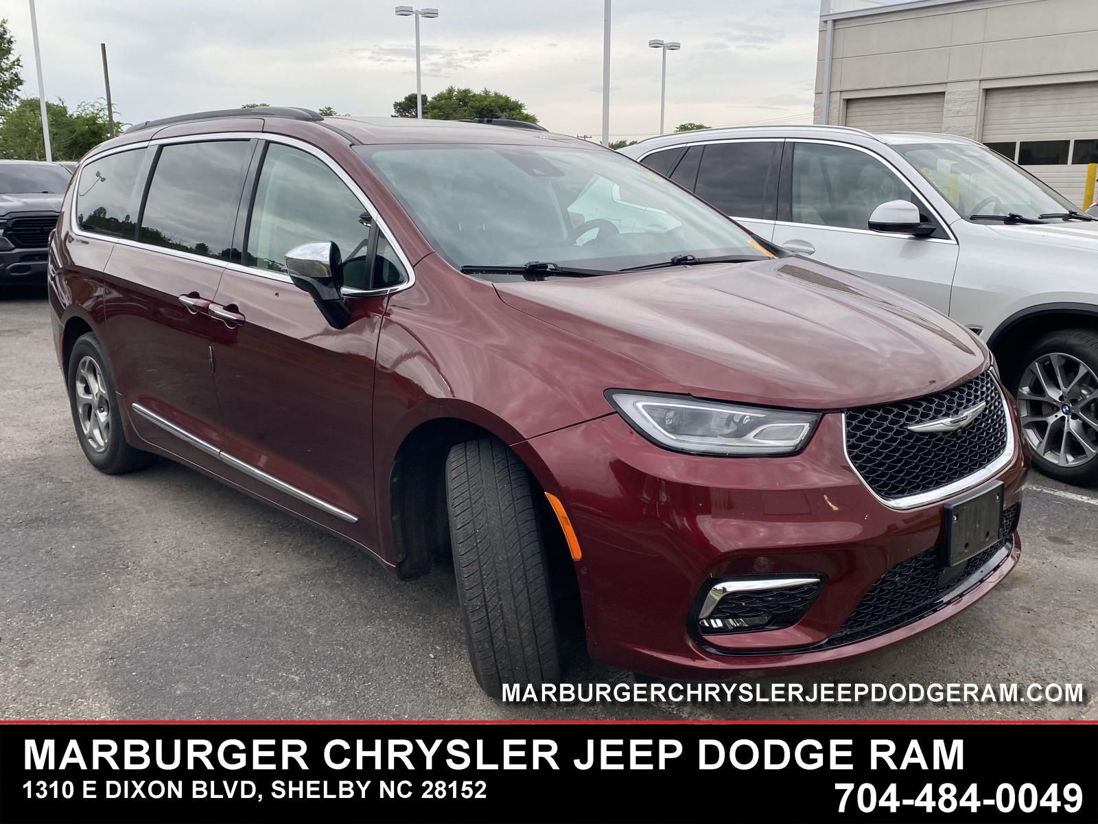 Velvet Red Pearlcoat 2023 Chrysler Pacifica Limited FWD Minivan Front-Wheel Drive 9-Speed Automatic