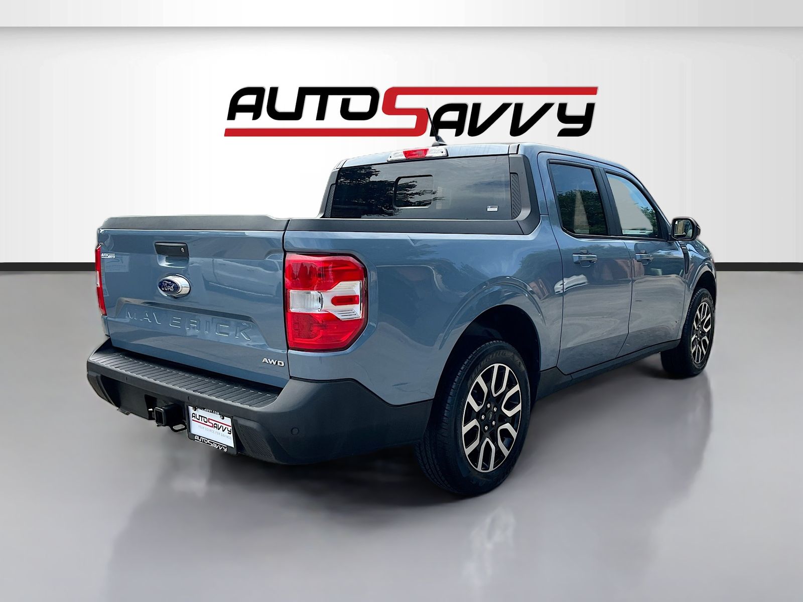 Used 2024 Gray Ford Lariat image 7