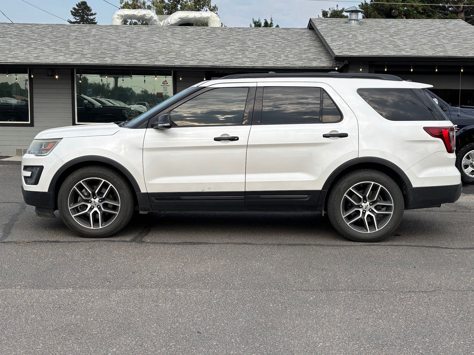 Used 2016 Ford Explorer SUV