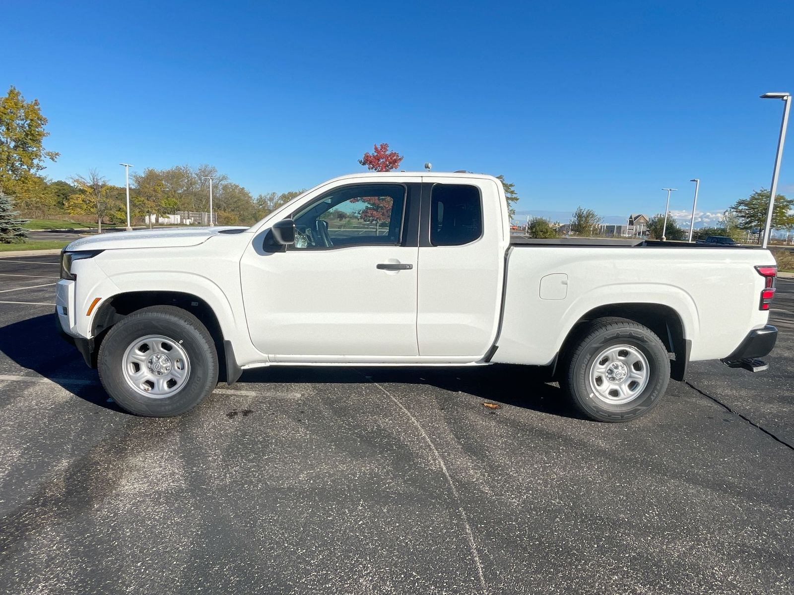 2024 Nissan Frontier S 29