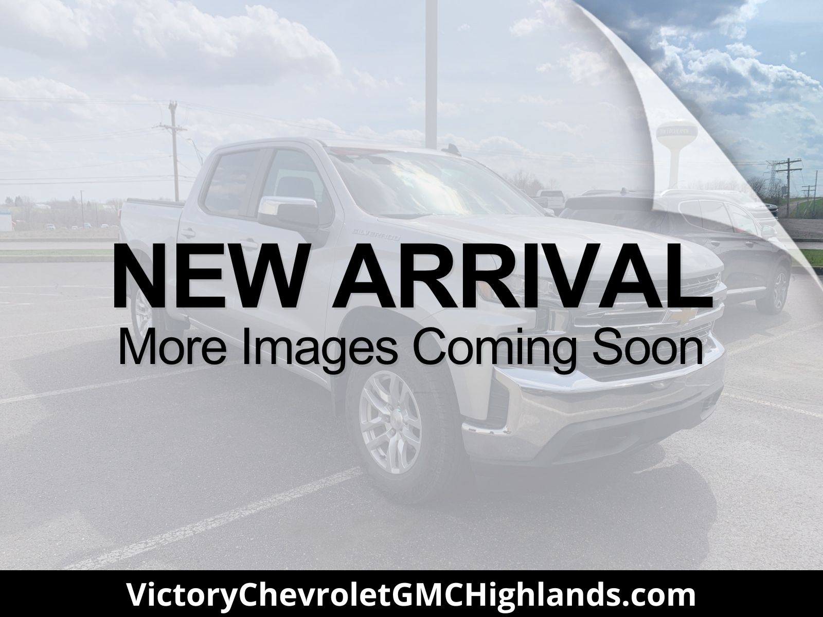 Silver Ice Metallic 2021 Chevrolet Silverado 1500 LT Crew Cab 4WD Pickup Truck Four-Wheel Drive 8-Speed Automatic