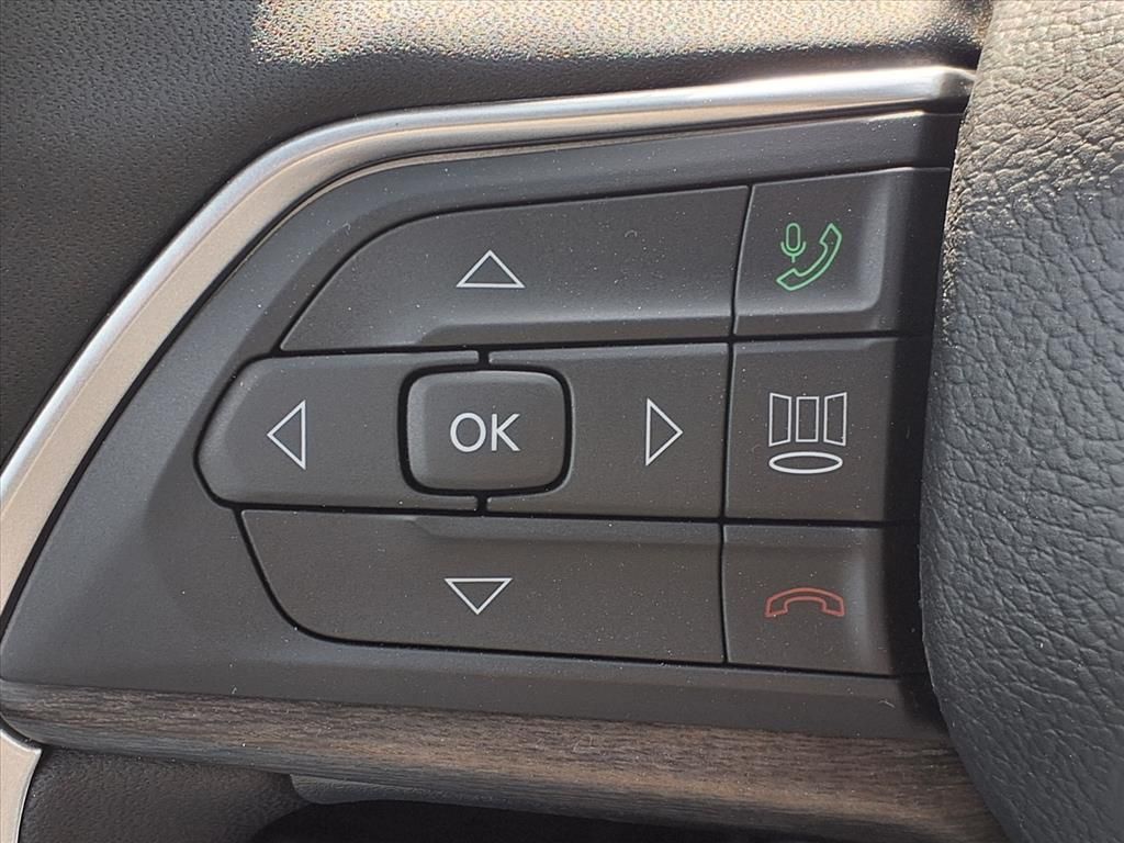 2026 Jeep Grand Cherokee Altitude - 9