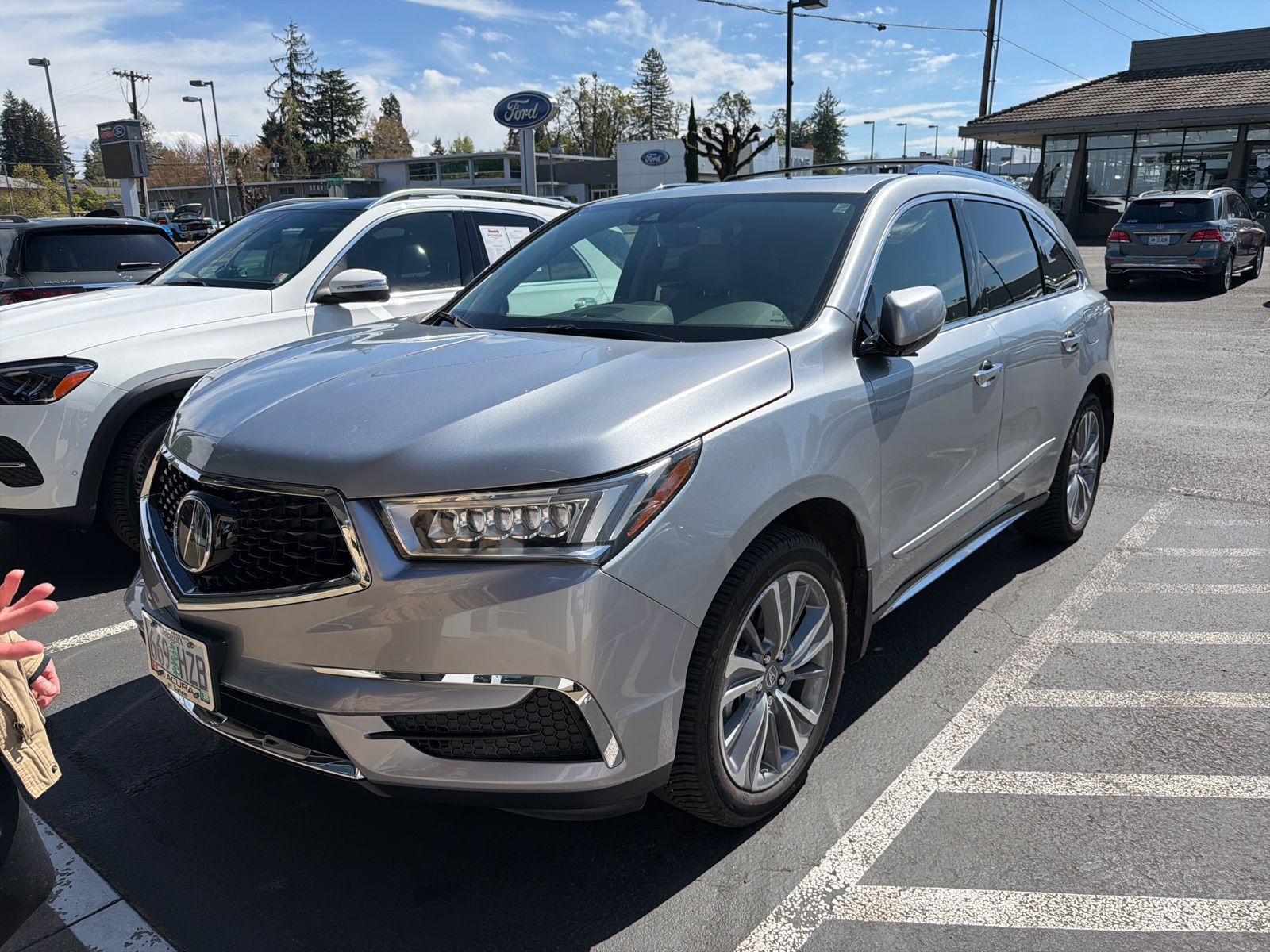 Lunar Silver Metallic 2018 Acura MDX SH-AWD with Technology Package SUV / Crossover All-Wheel Drive 9-Speed Automatic