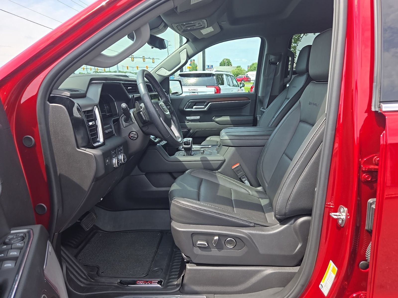 Used 2024 Red GMC Denali image 9