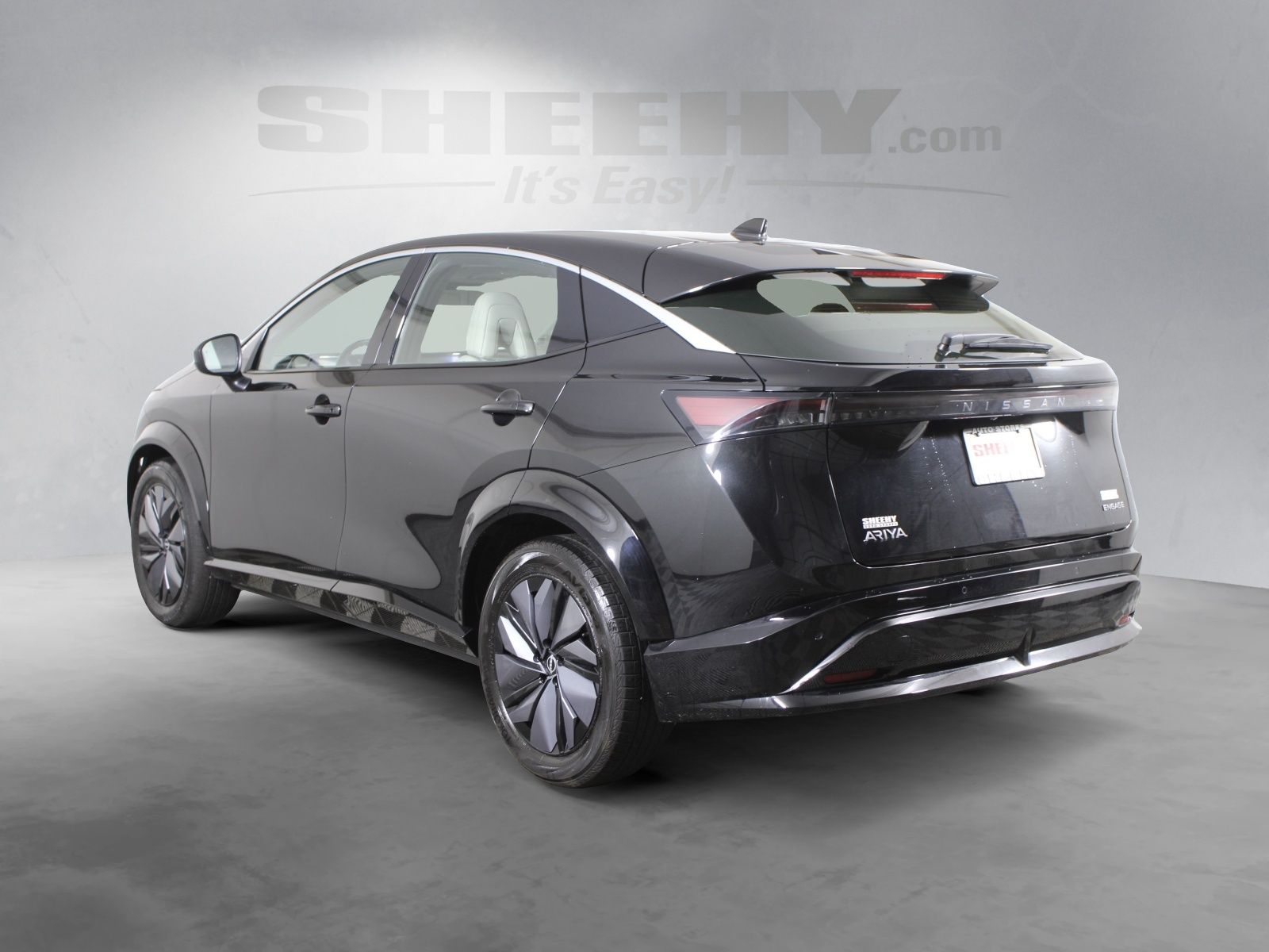 Used 2023 Black Nissan ENGAGE image 13