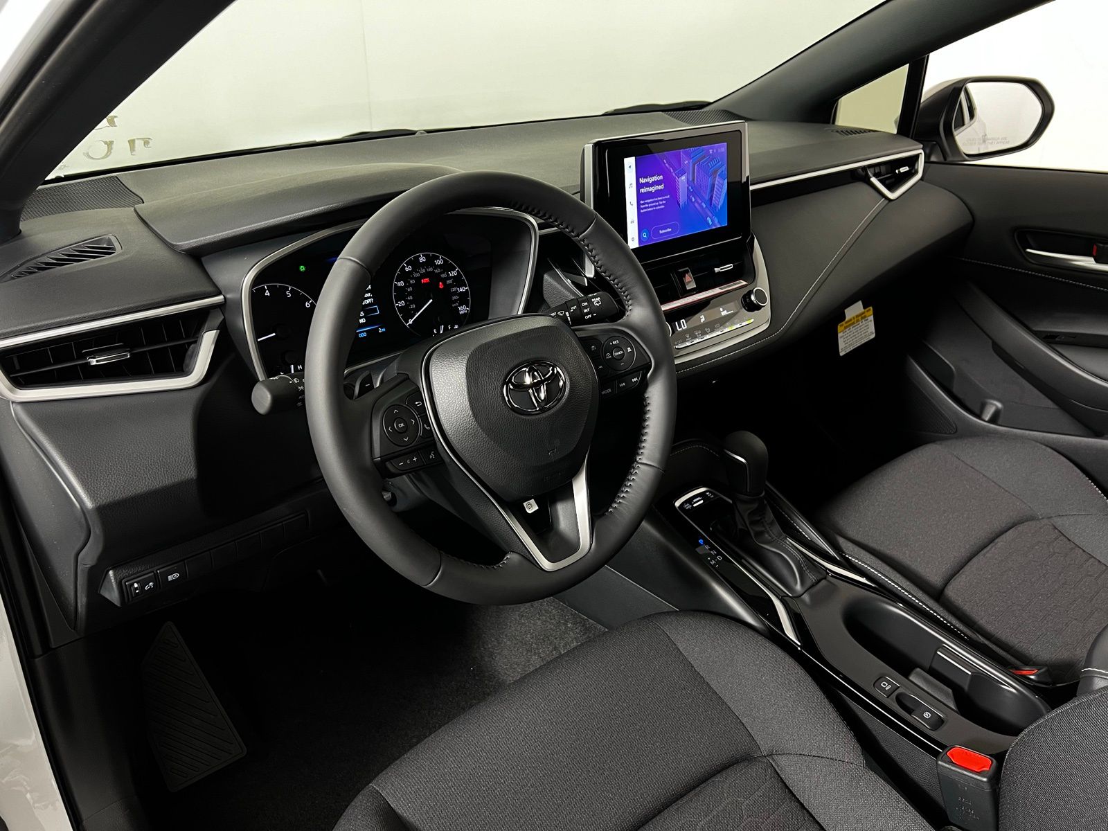 Thumbnail: 2025 Toyota Corolla - 9