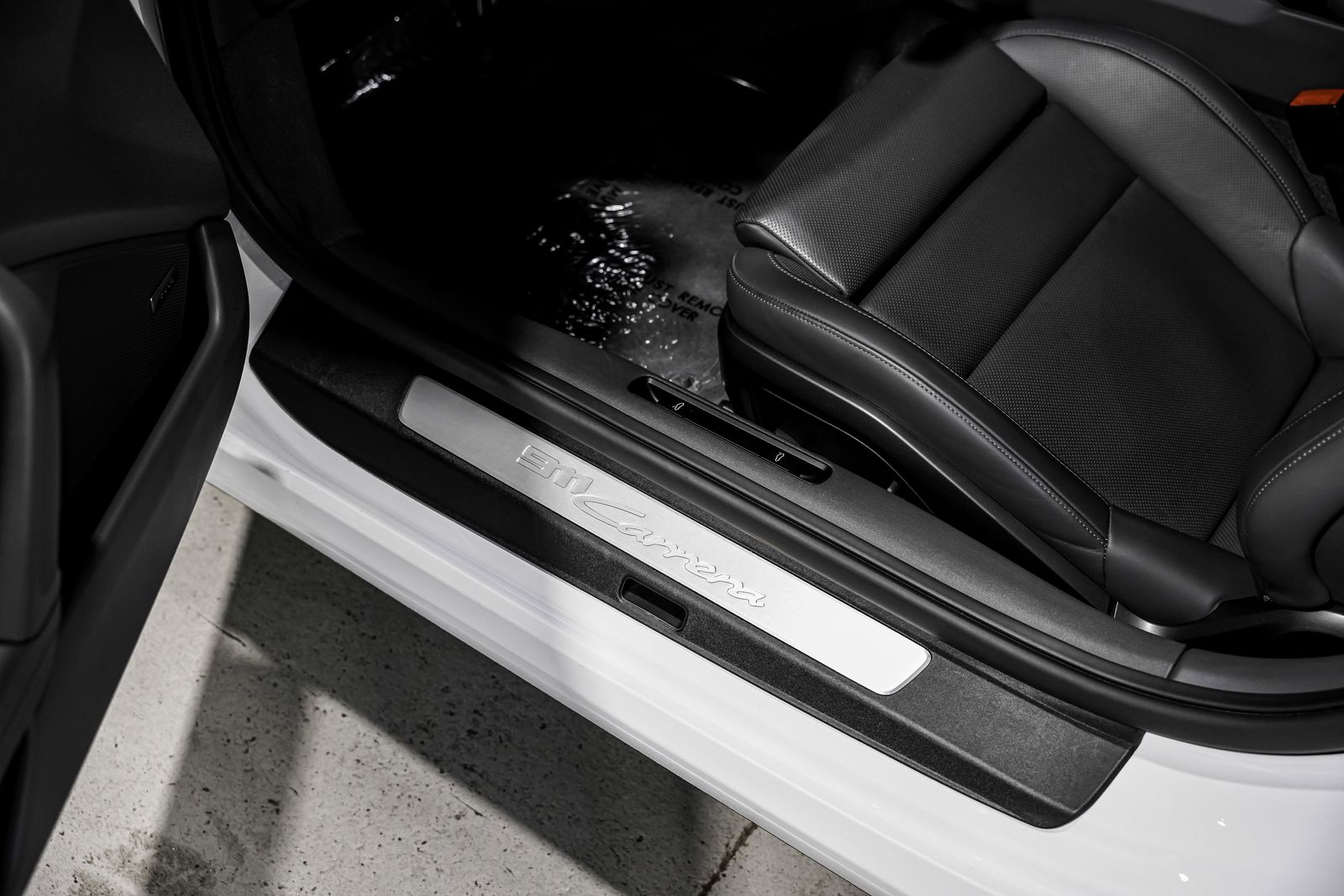 2023 Porsche 911 Carrera — photo 25