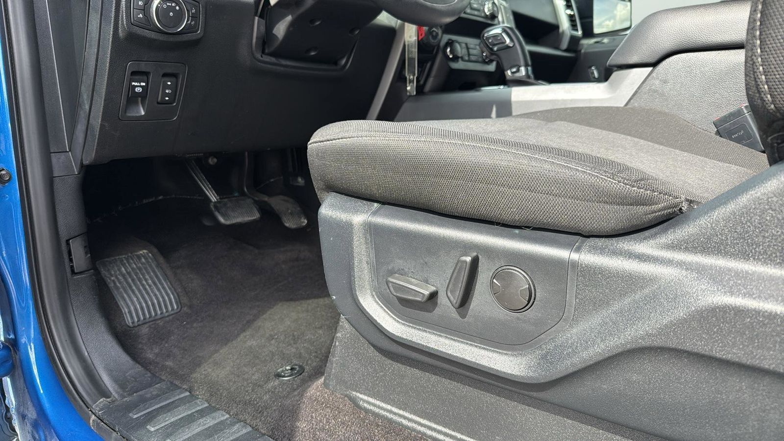 Used Car 2020 Ford F-150  Xlt For Sale Under $30,000 In Austin, Texas