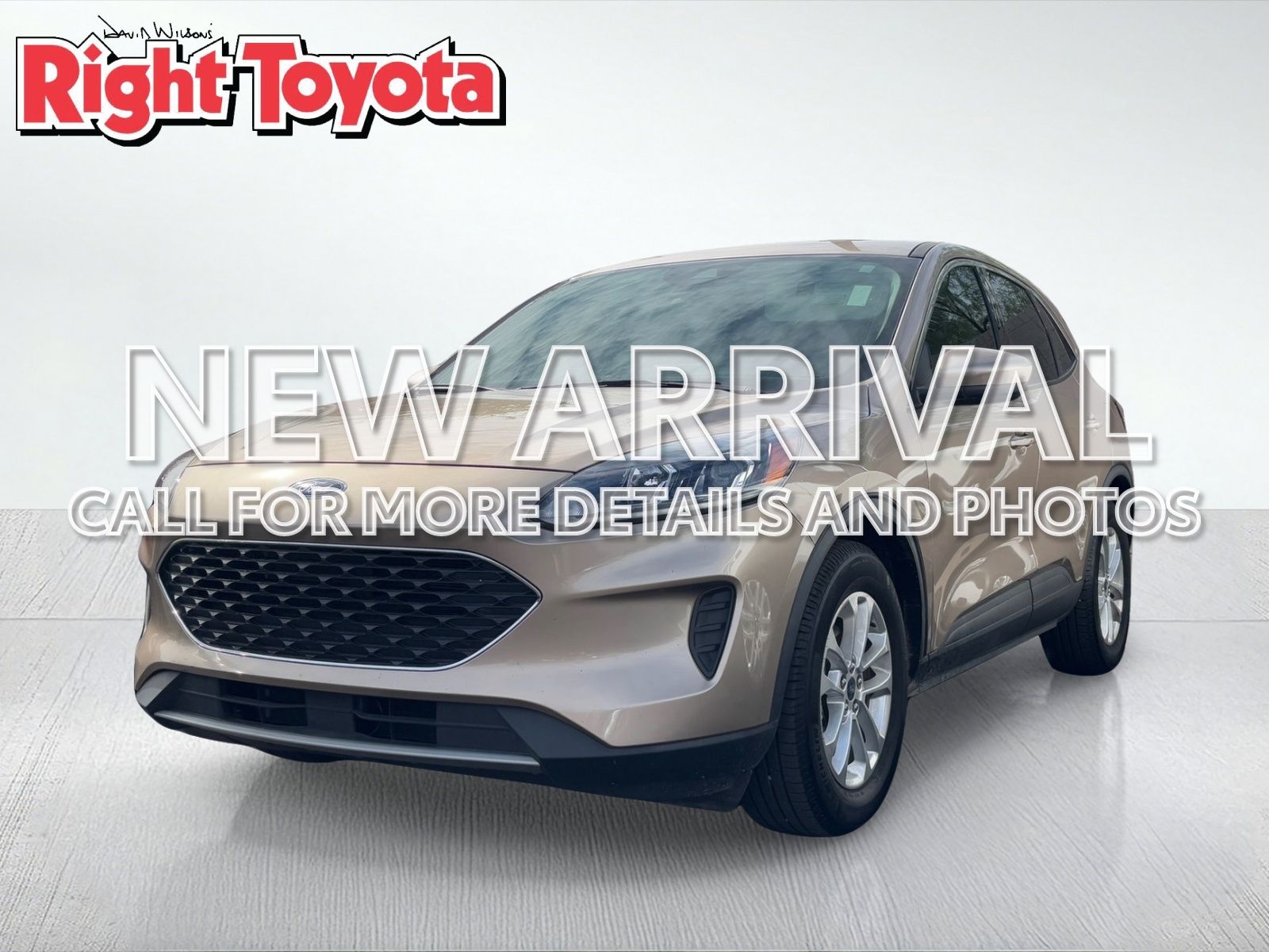 Desert Gold Metallic 2021 Ford Escape Hybrid SE FWD SUV / Crossover Front-Wheel Drive Continuously Variable Transmission