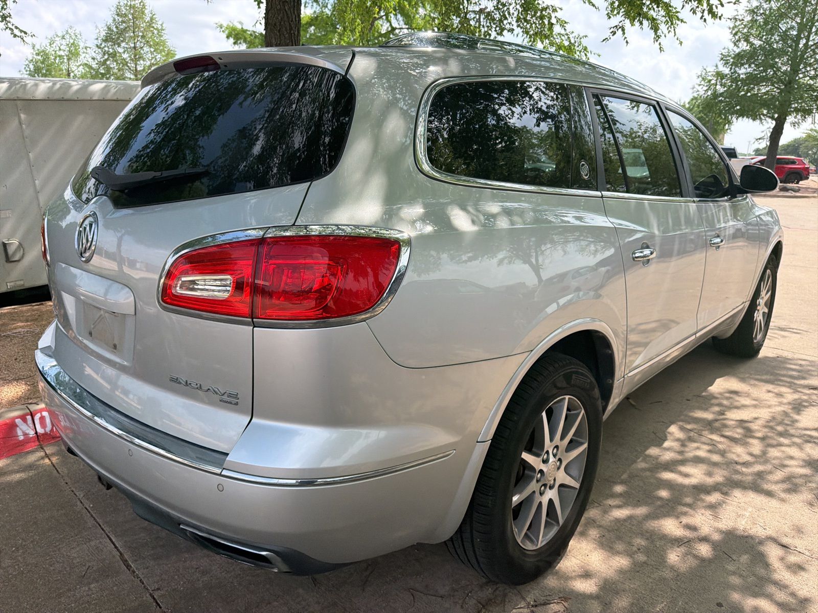 used 2015 Buick Enclave car, priced at $8,990