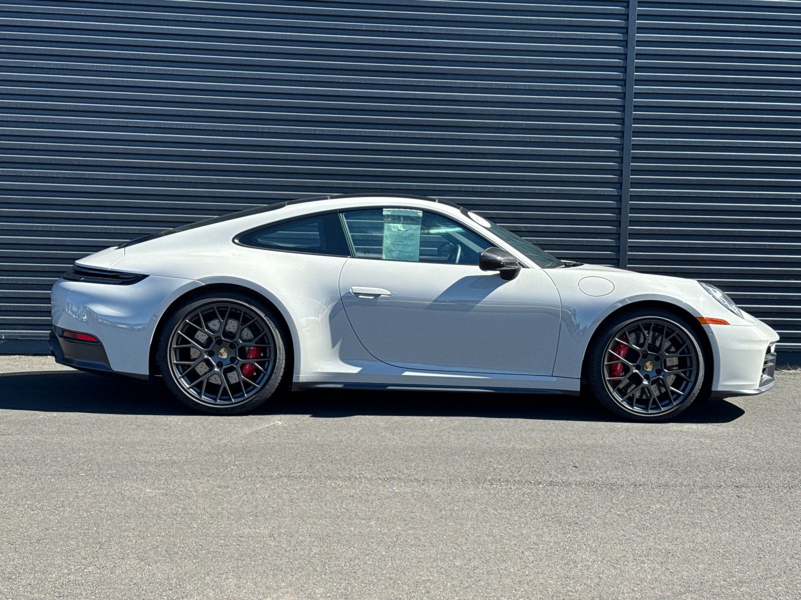 2025 Porsche 911 S - Photo 9