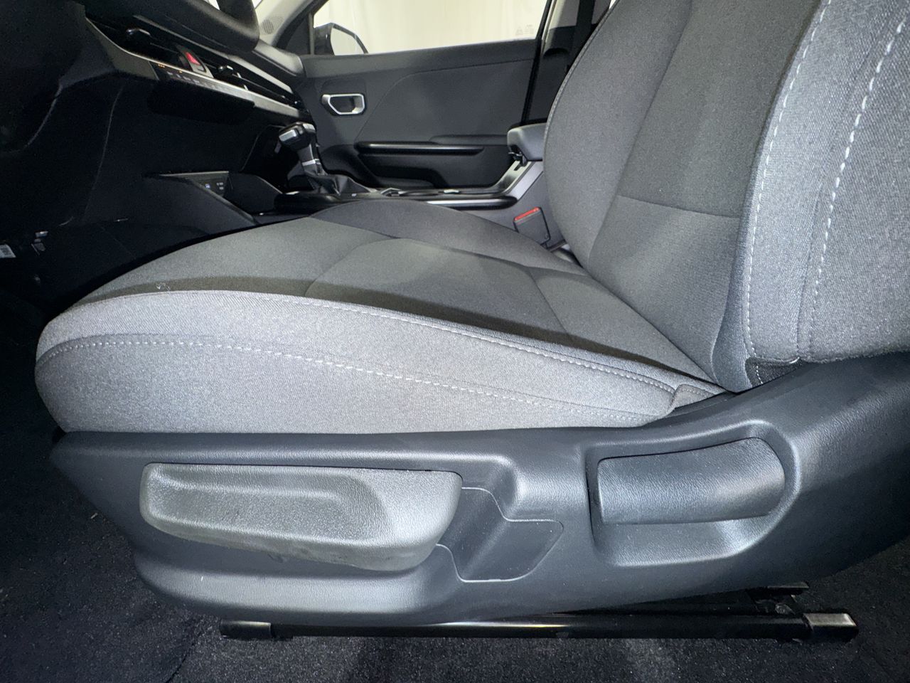 2025 Kia K4 LXS photo 14