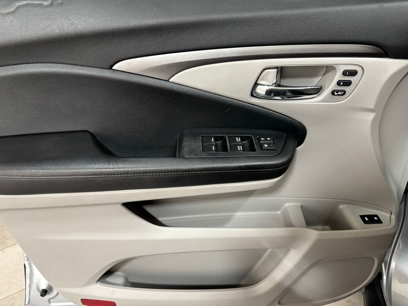 Used Car 2020 Honda Pilot  Ex-l For Sale Under $25,000 In Austin, Texas