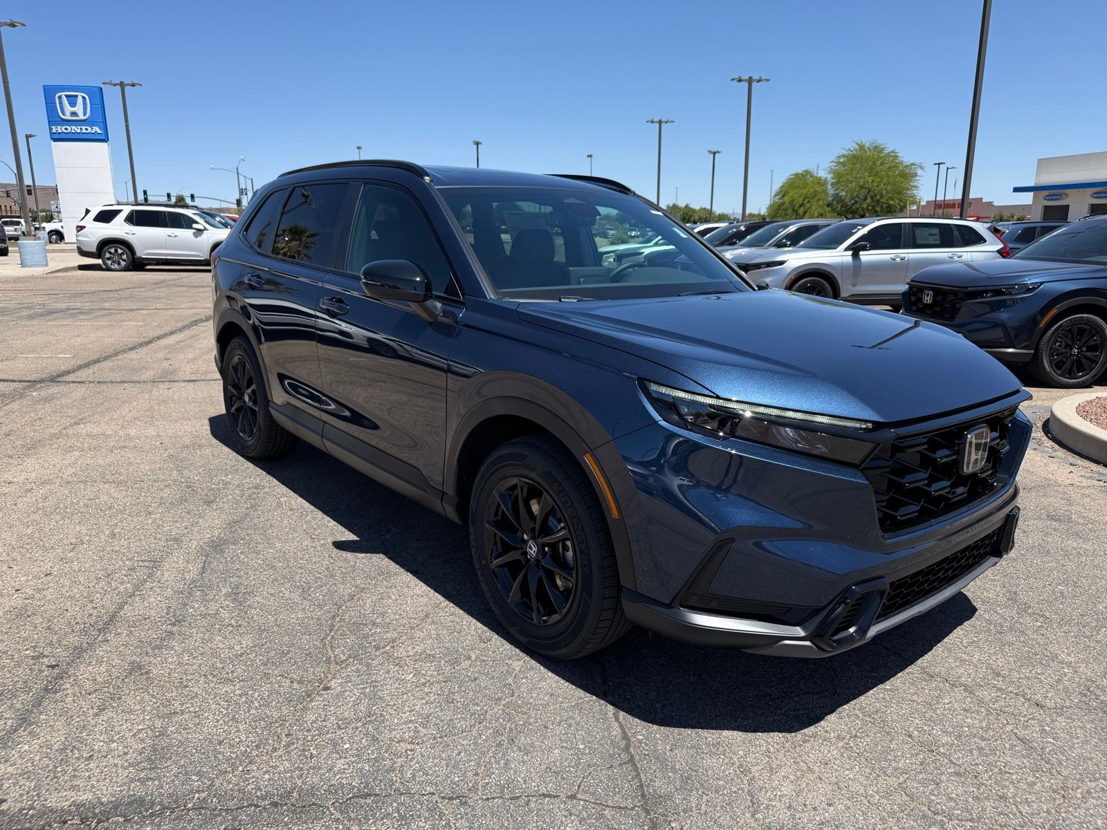 View vehicle photo 3