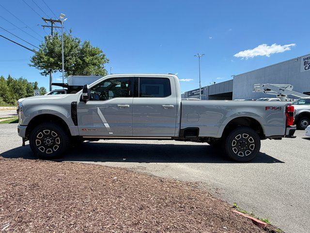 New 2026 Avalanche Ford Platinum image 3