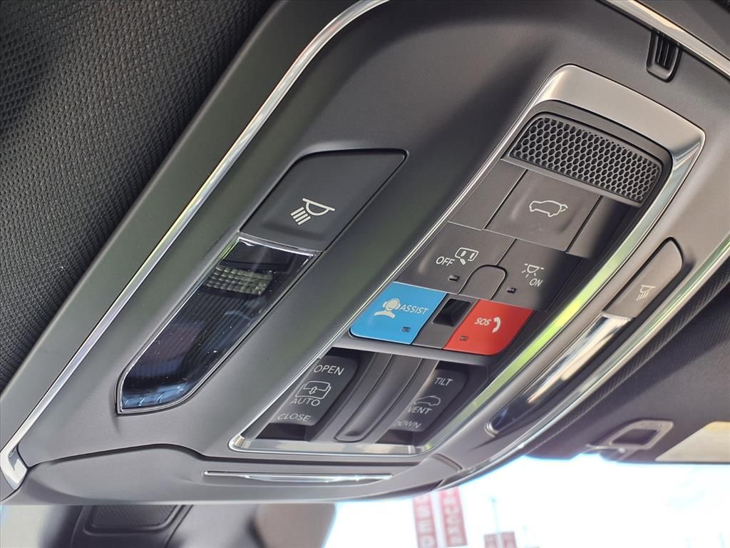 2025 Jeep Grand Cherokee Laredo - 11
