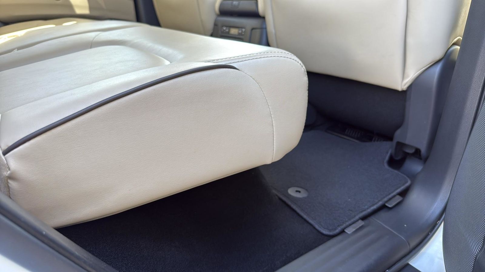 Used Car 2024 Nissan Armada  Sv For Sale Under $40,000 In Austin, Texas