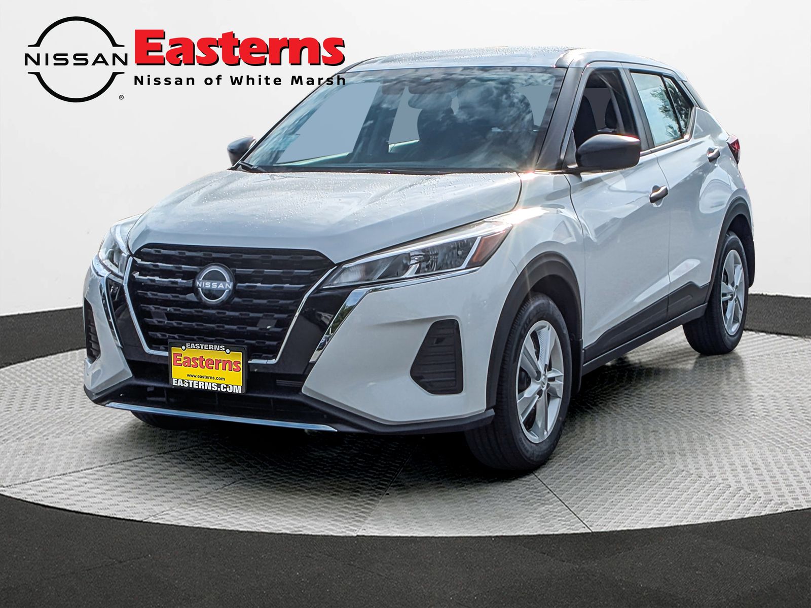 2025 Nissan KICKS PLAY Base's photo