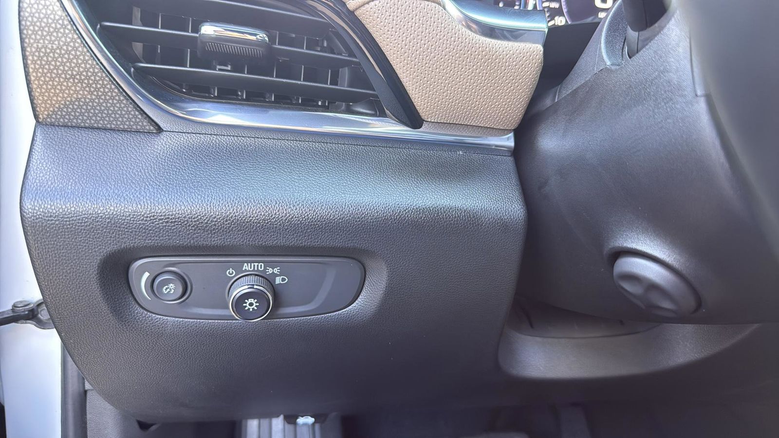 Used Car 2023 Chevrolet Traverse  Premier For Sale Under $40,000 In Austin, Texas