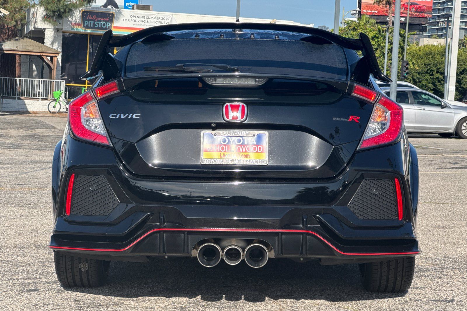 View vehicle photo 5