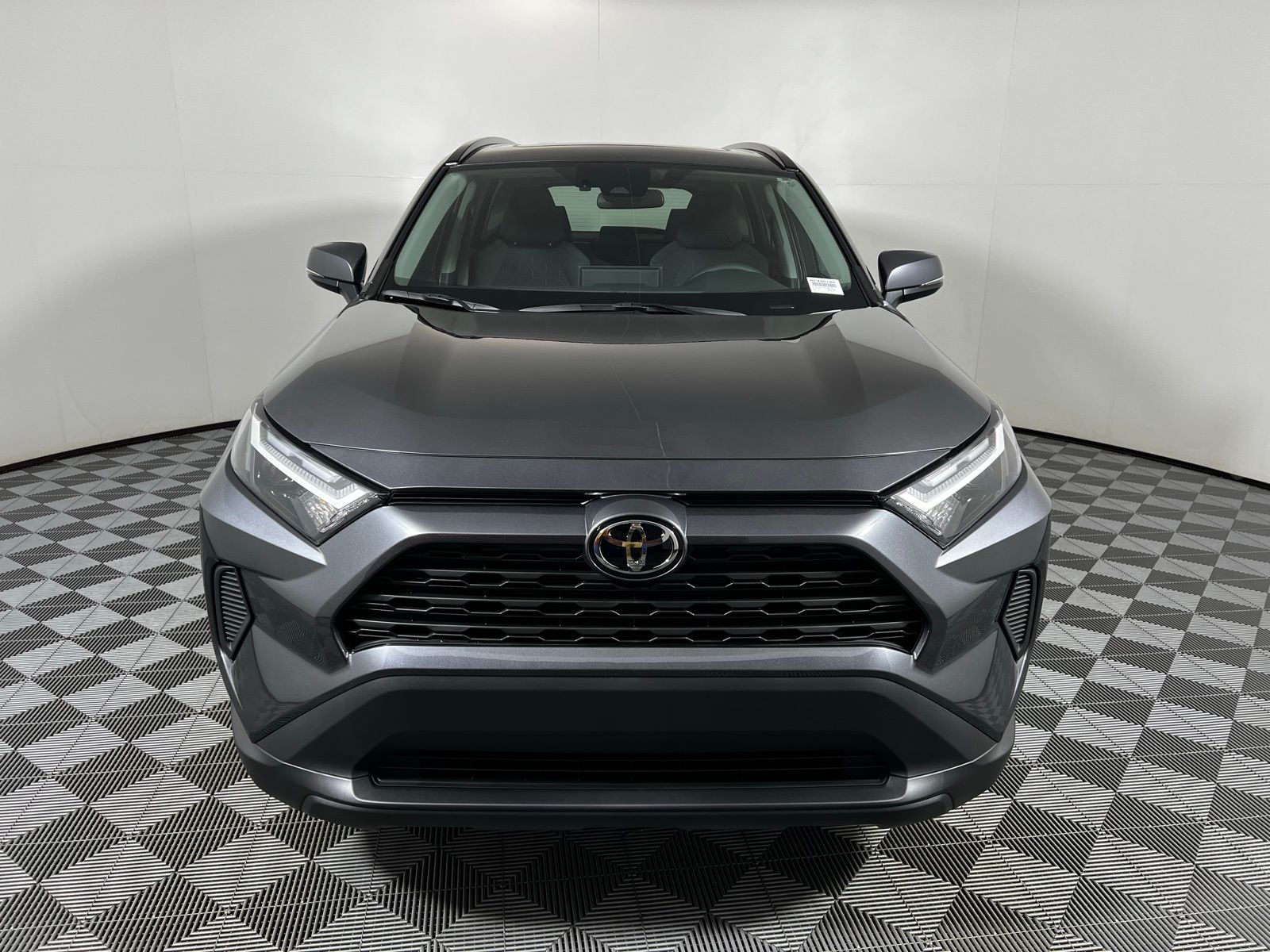 Thumbnail: 2025 Toyota RAV4 - 2