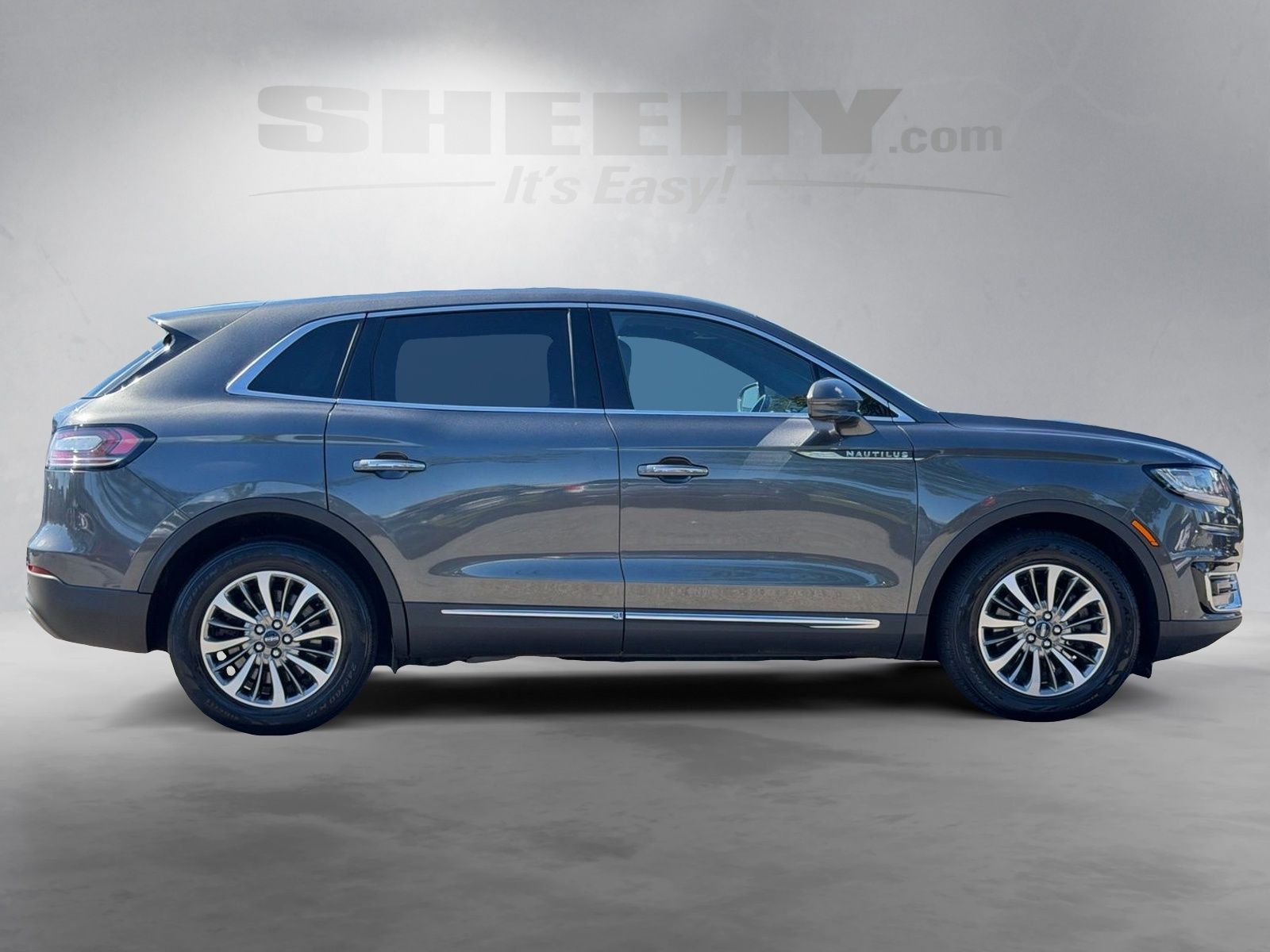 Used 2020 Magnetic Gray Lincoln Reserve image 10