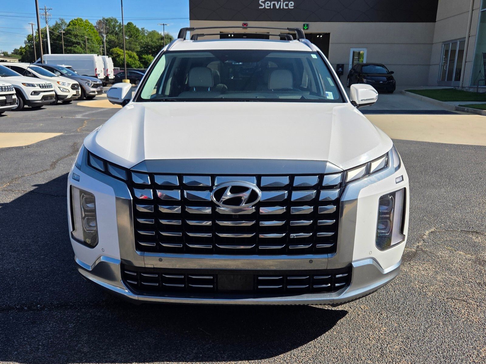 Used 2023 White Hyundai Calligraphy image 2