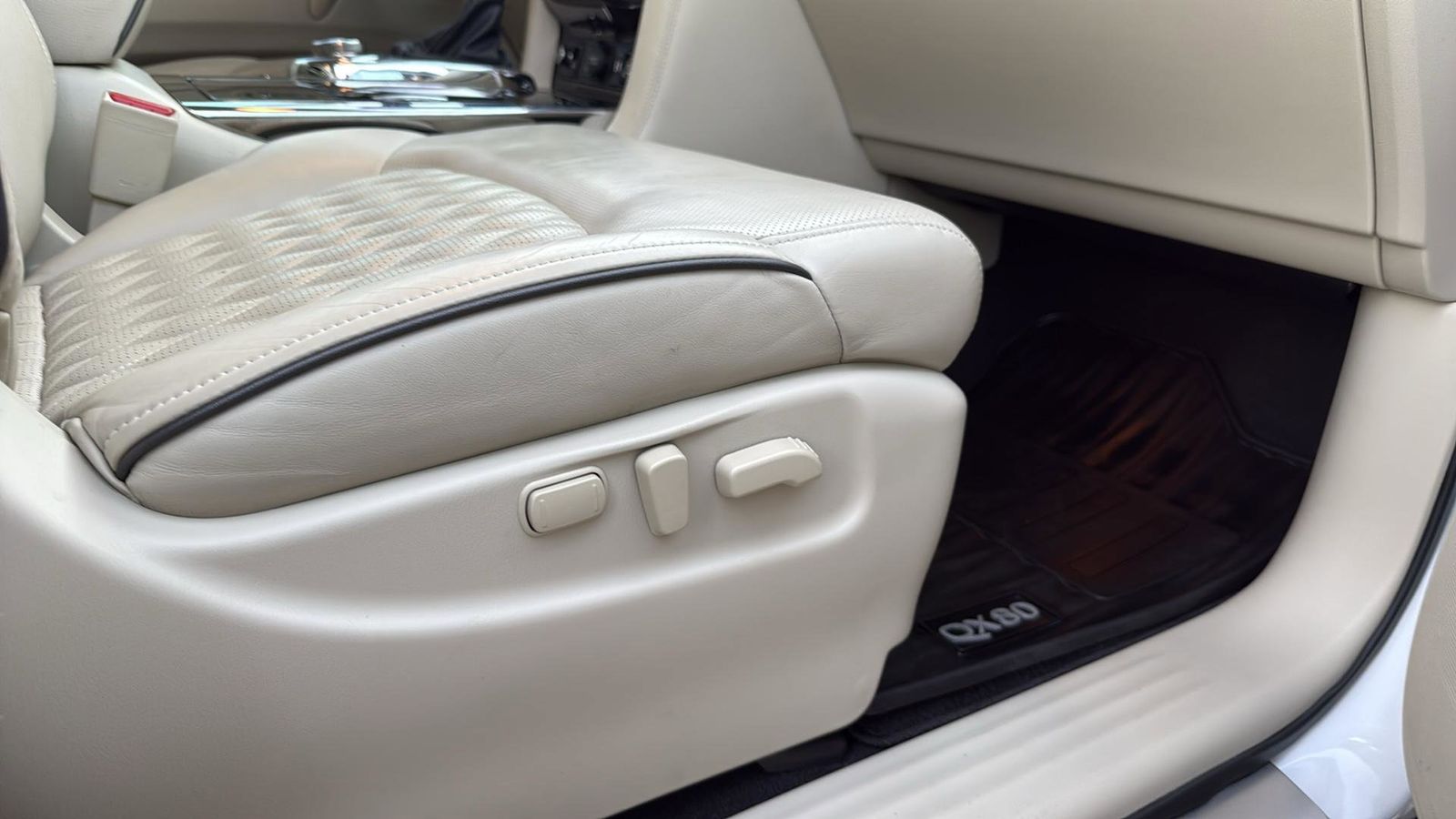 Used Car 2018 Infiniti Qx80  Base For Sale Under $30,000 In Austin, Texas