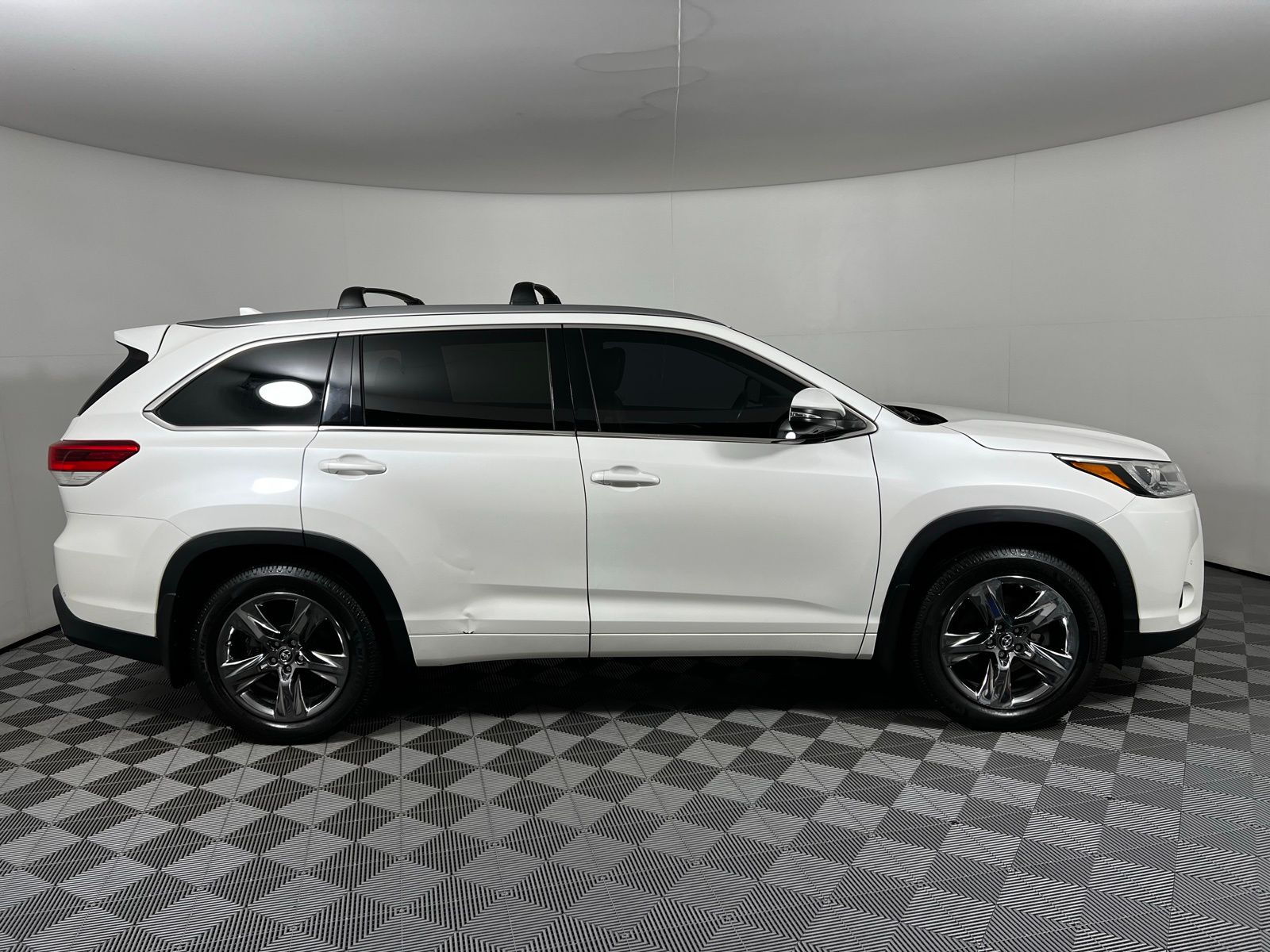 2017 Toyota Highlander Limited Platinum 4