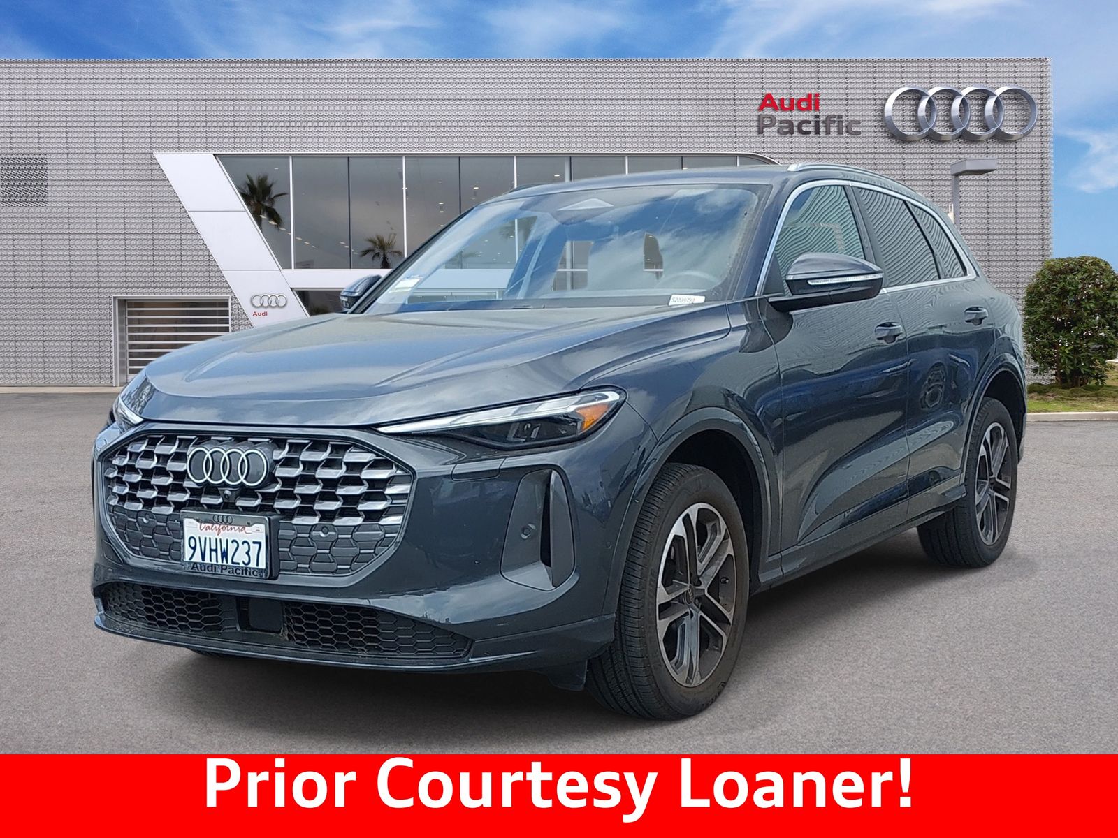 Tambora Gray Metallic 2025 Audi Q5 SUV / Crossover All-Wheel Drive 7-Speed Automatic