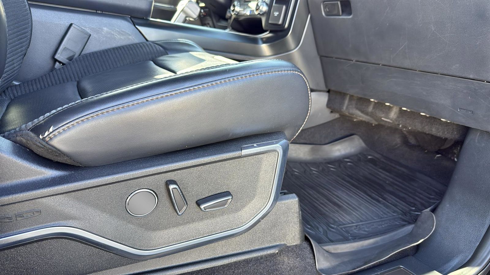 Used Car 2023 Ford F-150  Raptor For Sale Under $70,000 In Austin, Texas