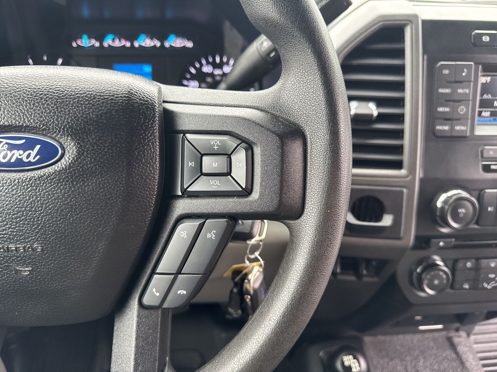 Used 2018 Oxford White Ford XL image 18