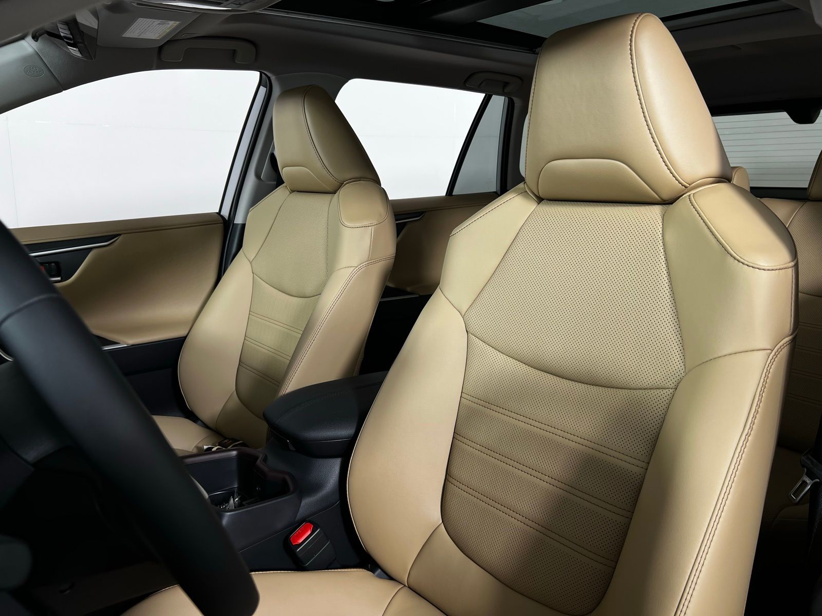 Thumbnail: 2025 Toyota RAV4 - 9