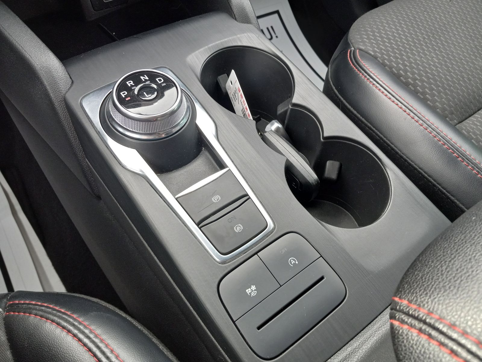 2024 Ford Escape image 24