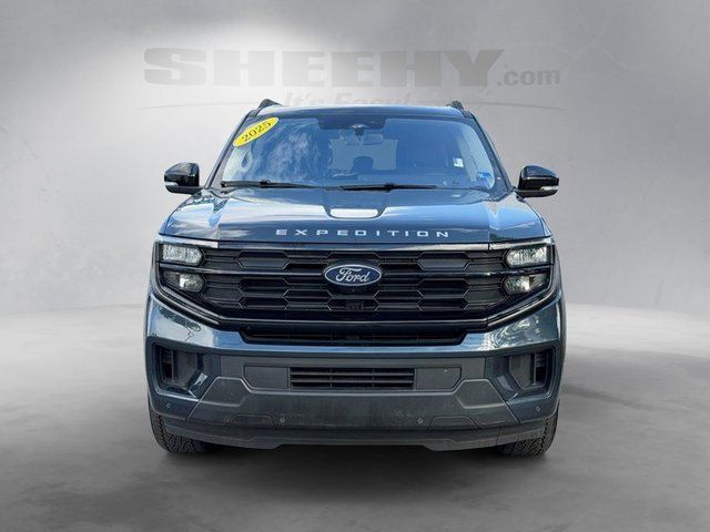Certified Used 2025 Stone Blue Metallic Ford Active image 17