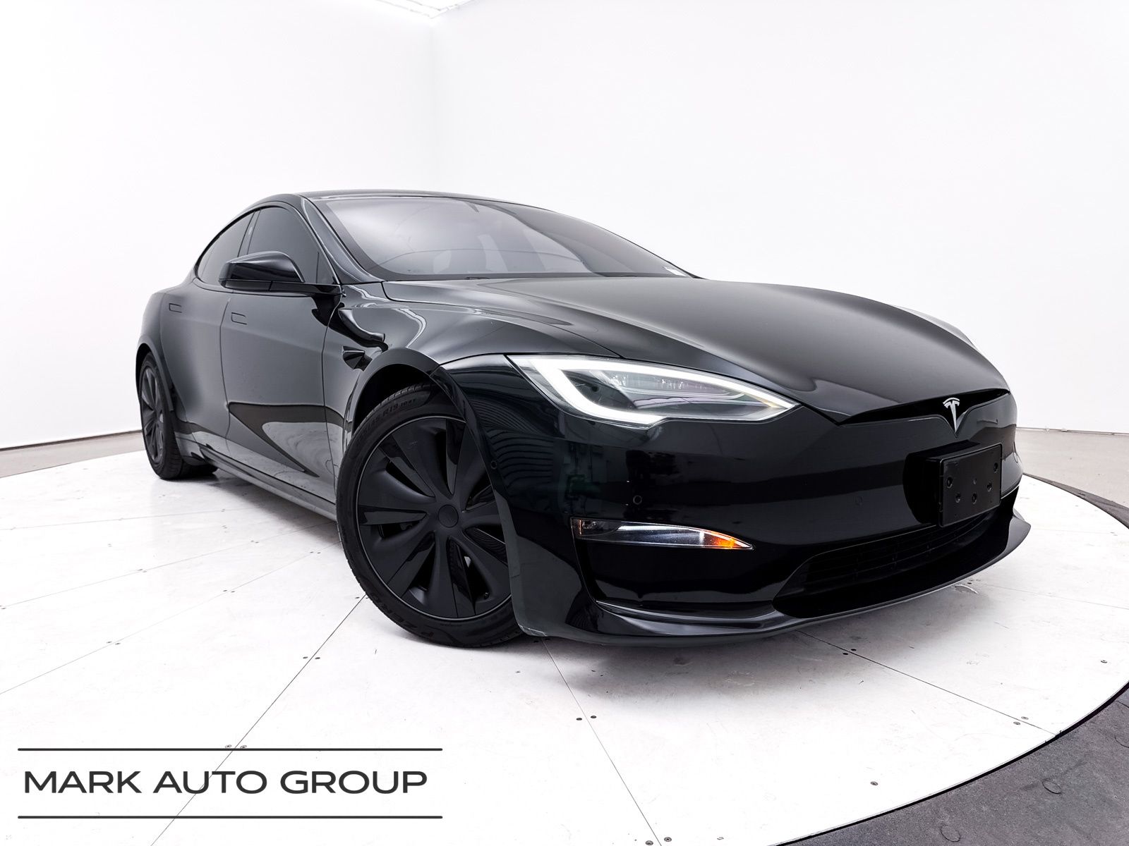 2022 Tesla Model S Base