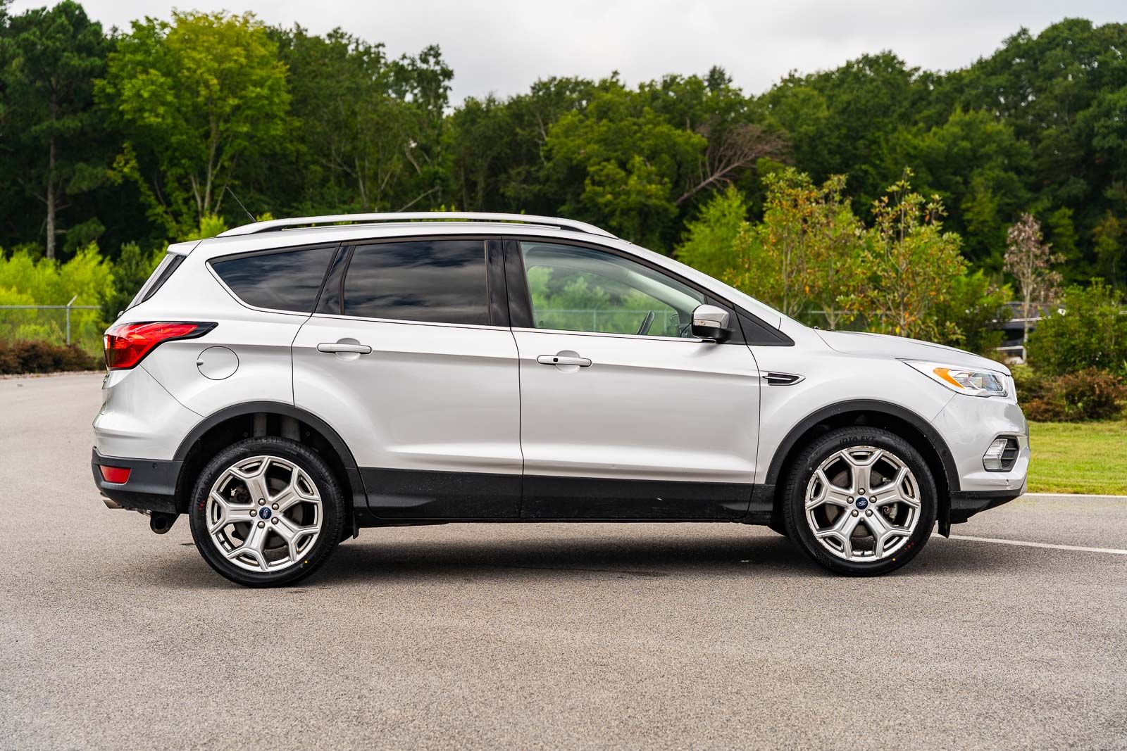 Used 2019 Ford Escape SUV