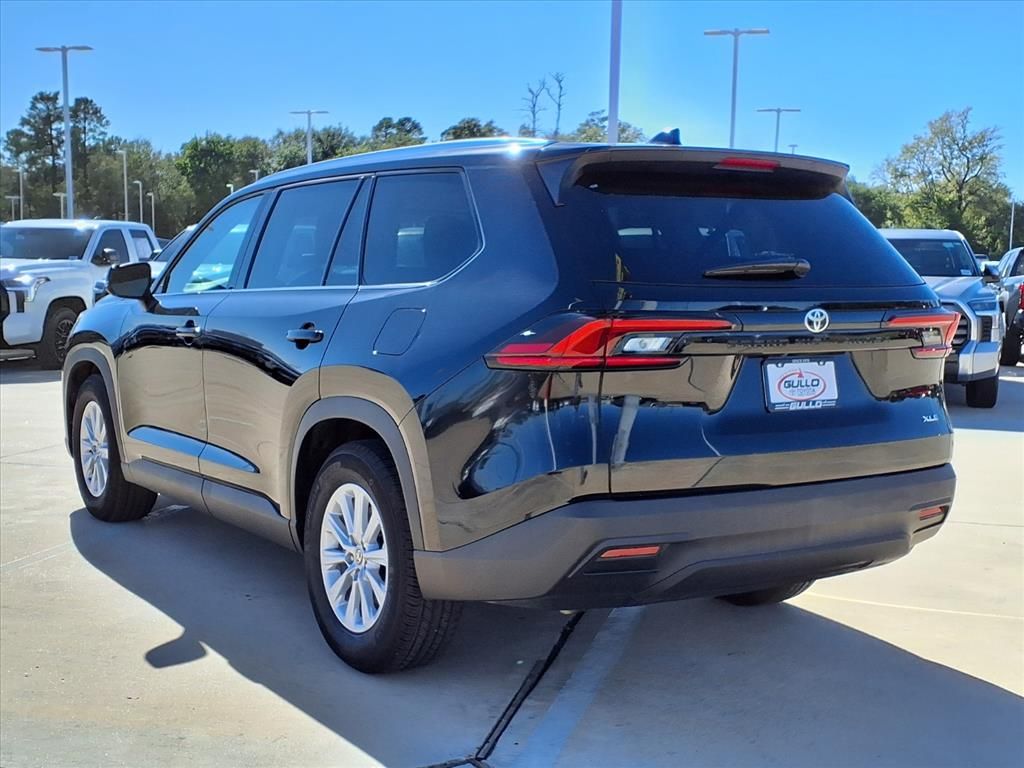 2025 Toyota Grand Highlander XLE  at Gullo Toyota