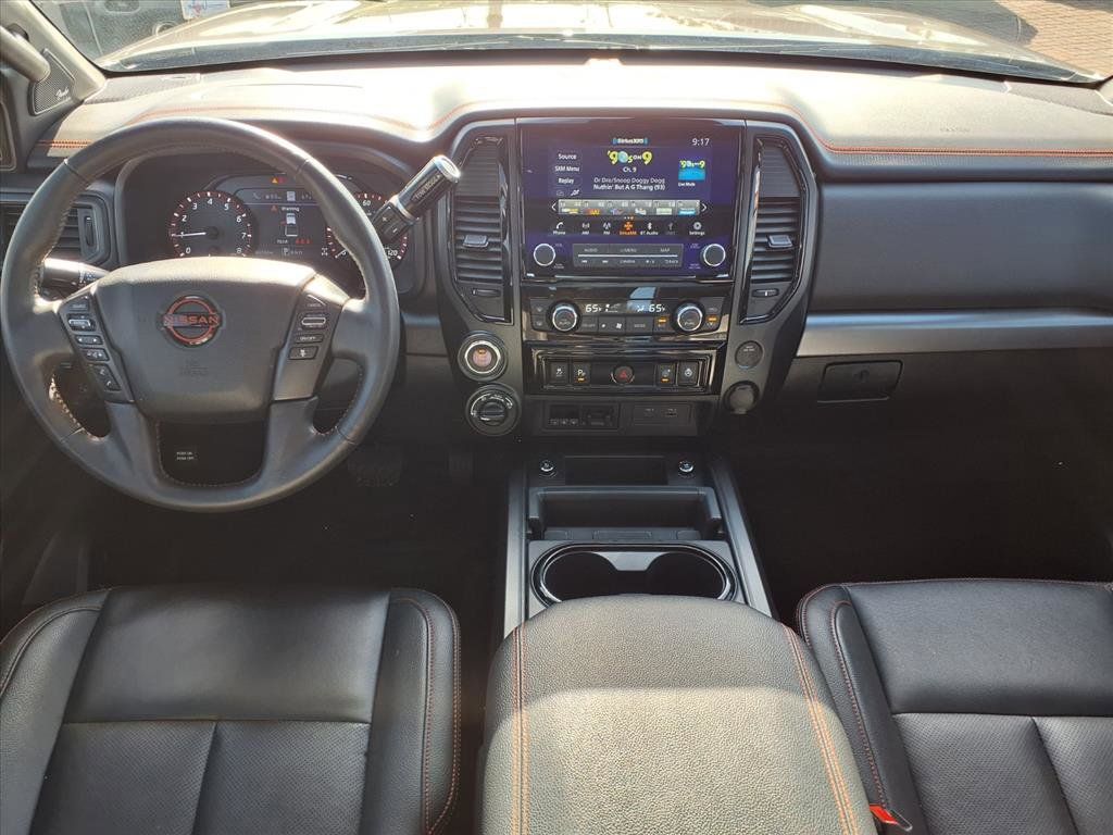 2024 Nissan Titan PRO-4X - 10