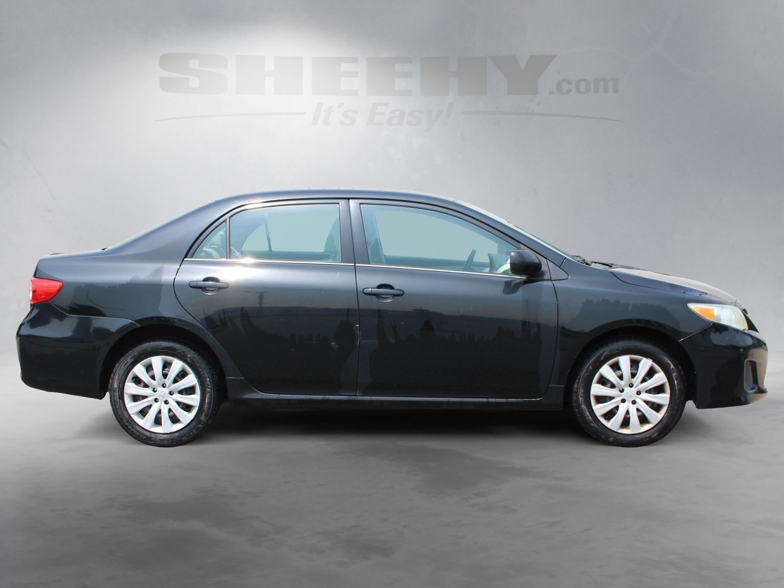 Used 2013 Black Toyota LE image 6