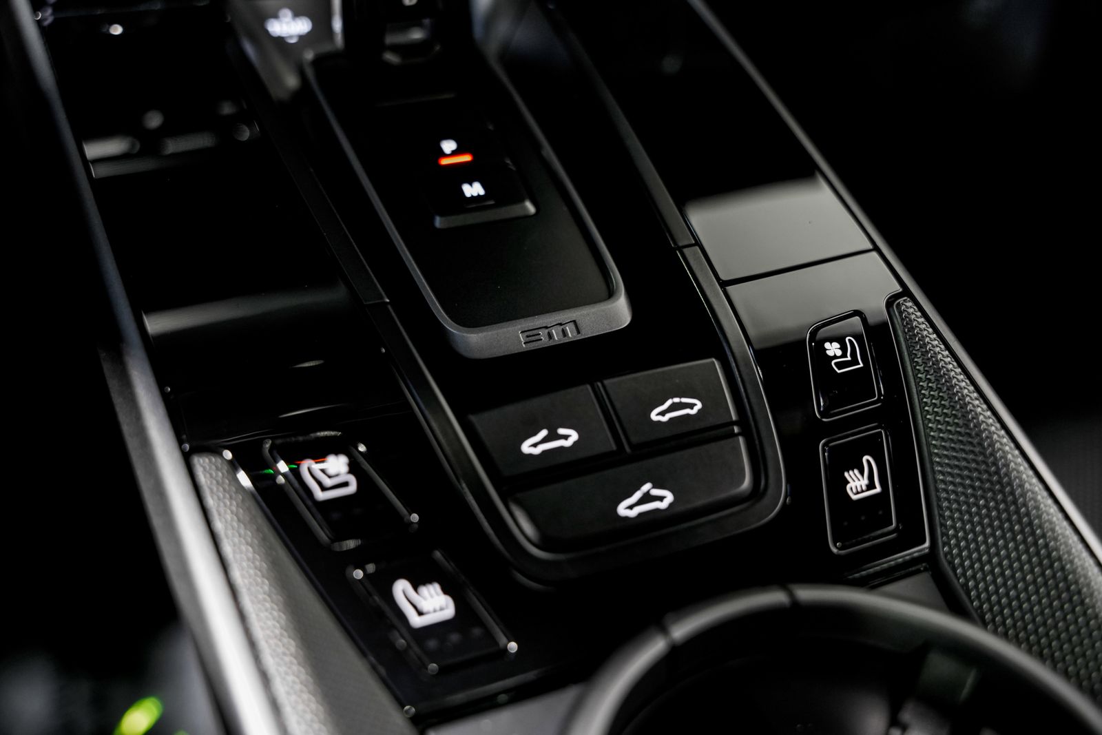 2022 Porsche 911 Carrera 4S — photo 17