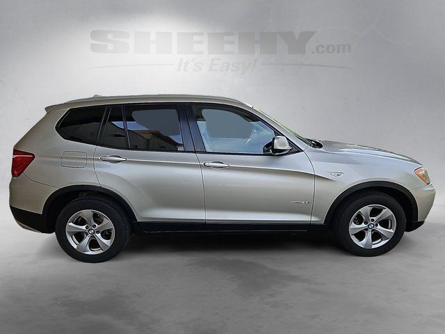 Used 2011 Silver BMW xDrive28i image 9